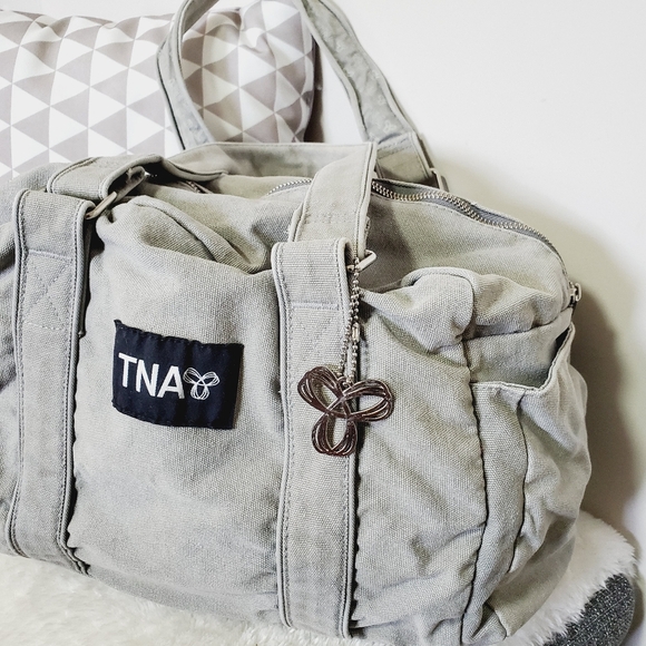 Aritzia TNA Military Utility Canvas Duffle Bag - Picture 3 of 9